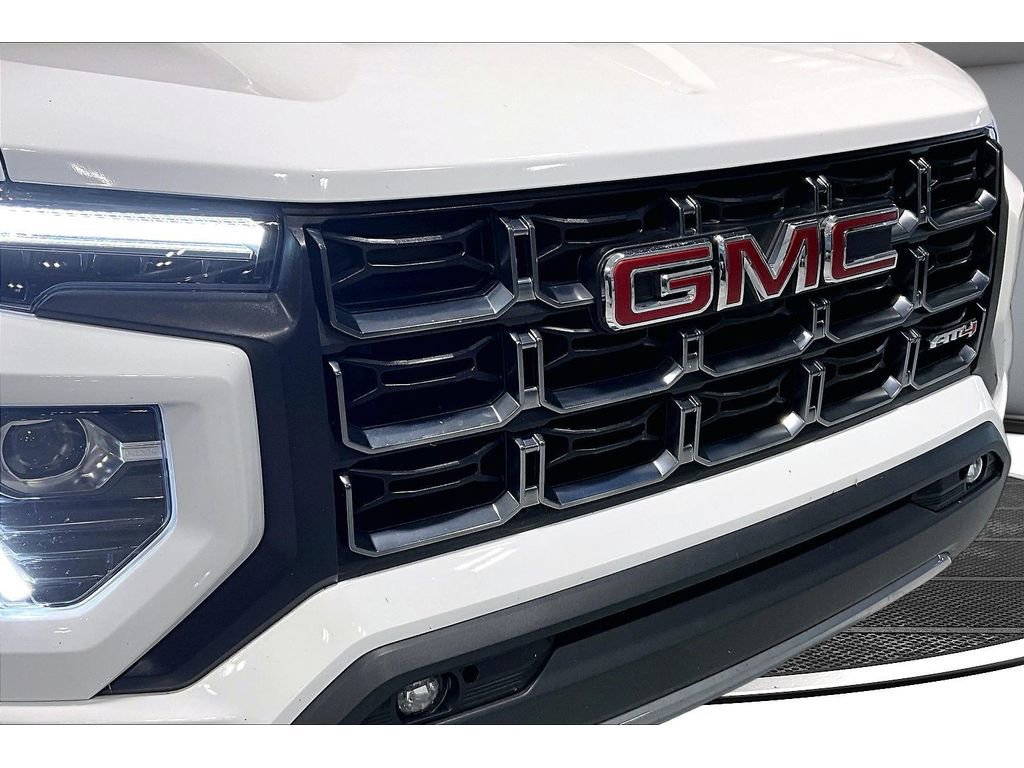 Used 2023 GMC Canyon AT4 w/ Canyon Safety Plus Package AWD/4WD image 31