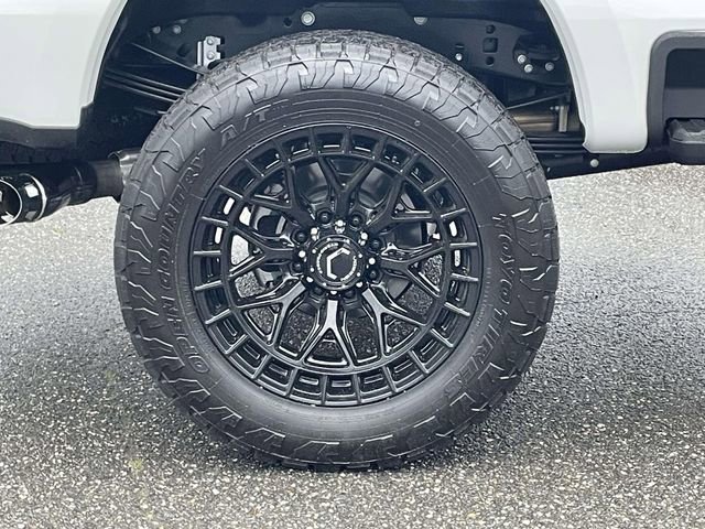 Certified 2025 Ford F350 Platinum w/ Platinum Plus Package image 7