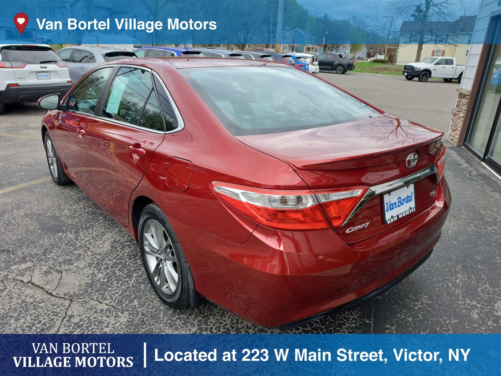 Used 2017 Toyota Camry SE FWD image 7