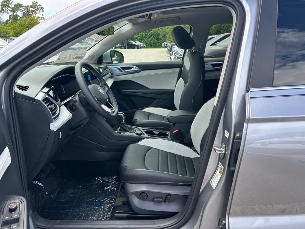 New 2026 Volkswagen Taos SEL AWD/4WD image 15