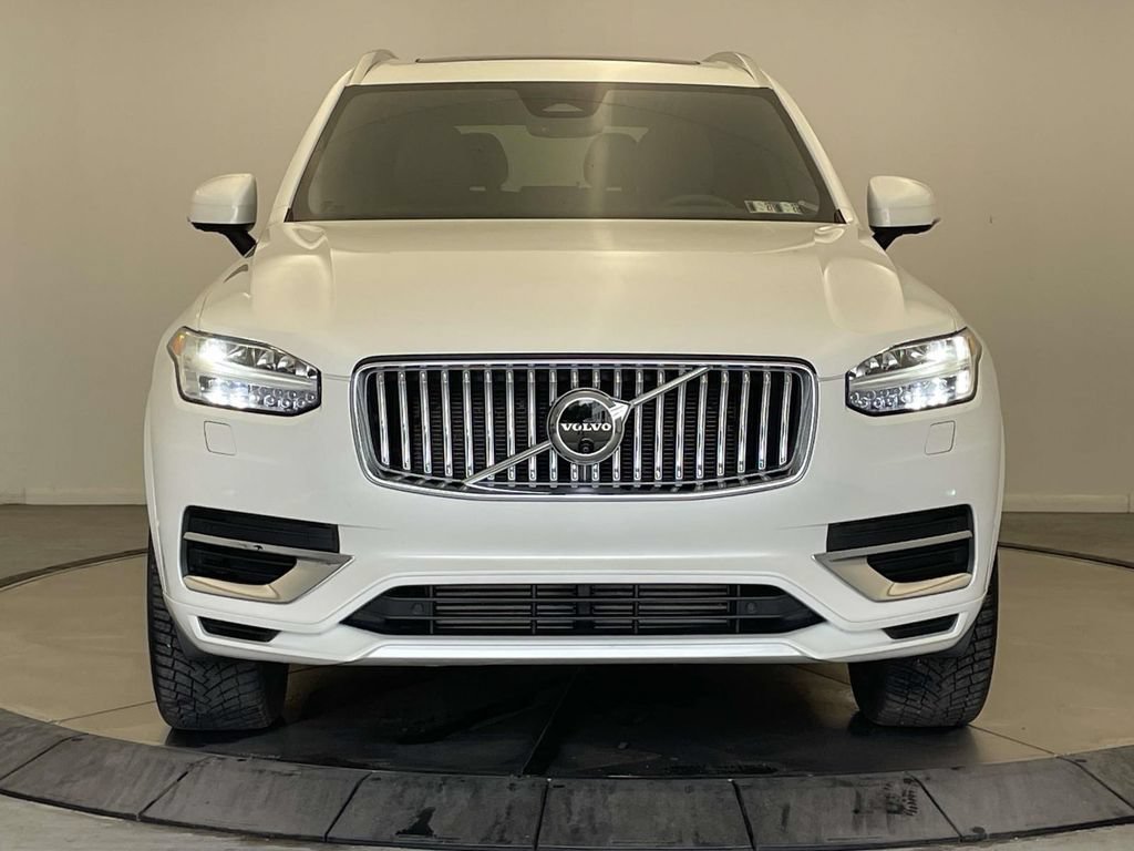 Used 2024 Volvo XC90 T8 Plus w/ Protection Package AWD/4WD image 8