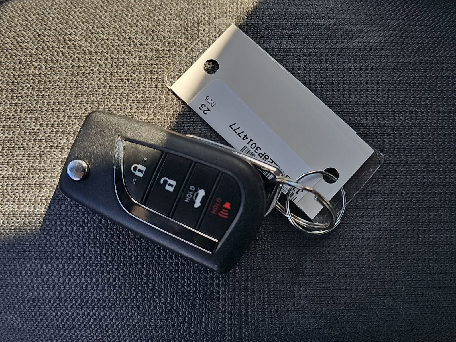 Used 2023 Toyota Corolla LE w/ Carpet Mat Package (TMS) FWD image 8