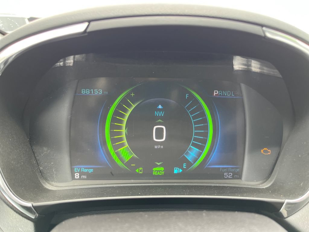 Used 2018 Chevrolet Volt Premier w/ Driver Confidence Package FWD image 20