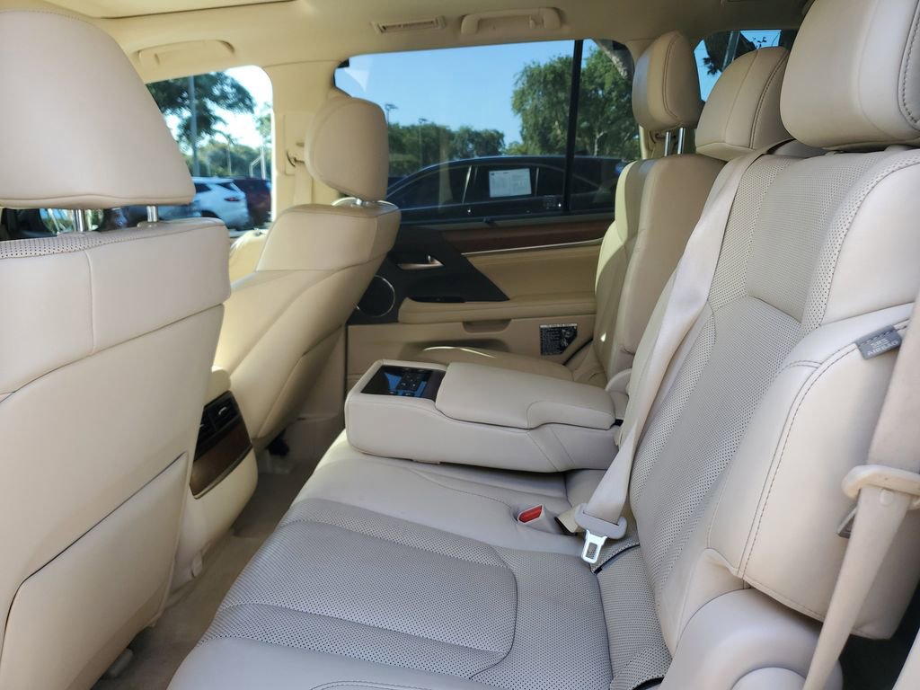 Used 2019 Lexus LX 570 4WD w/ Luxury Package image 14