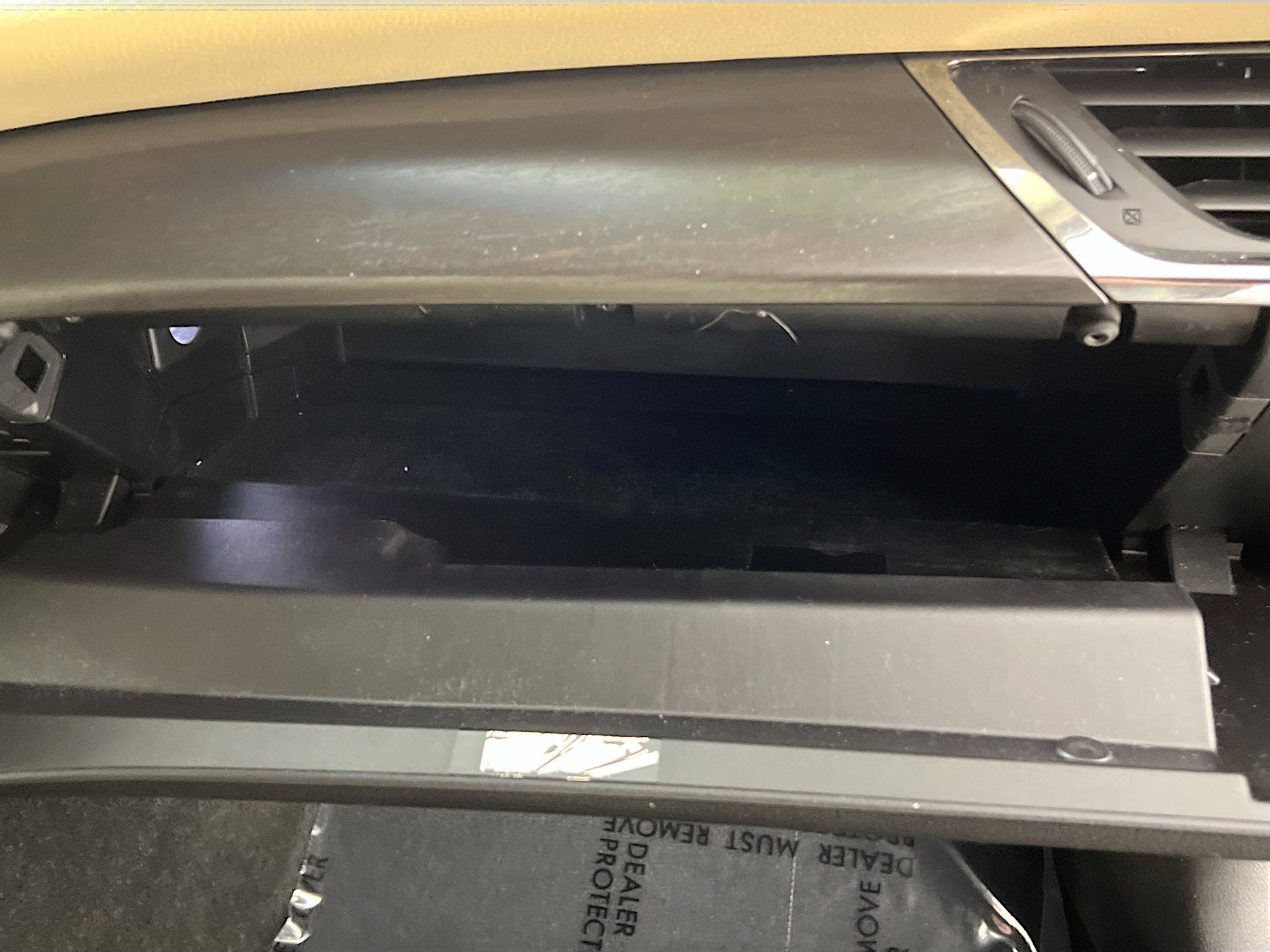 Used 2016 Toyota Avalon XLE image 35