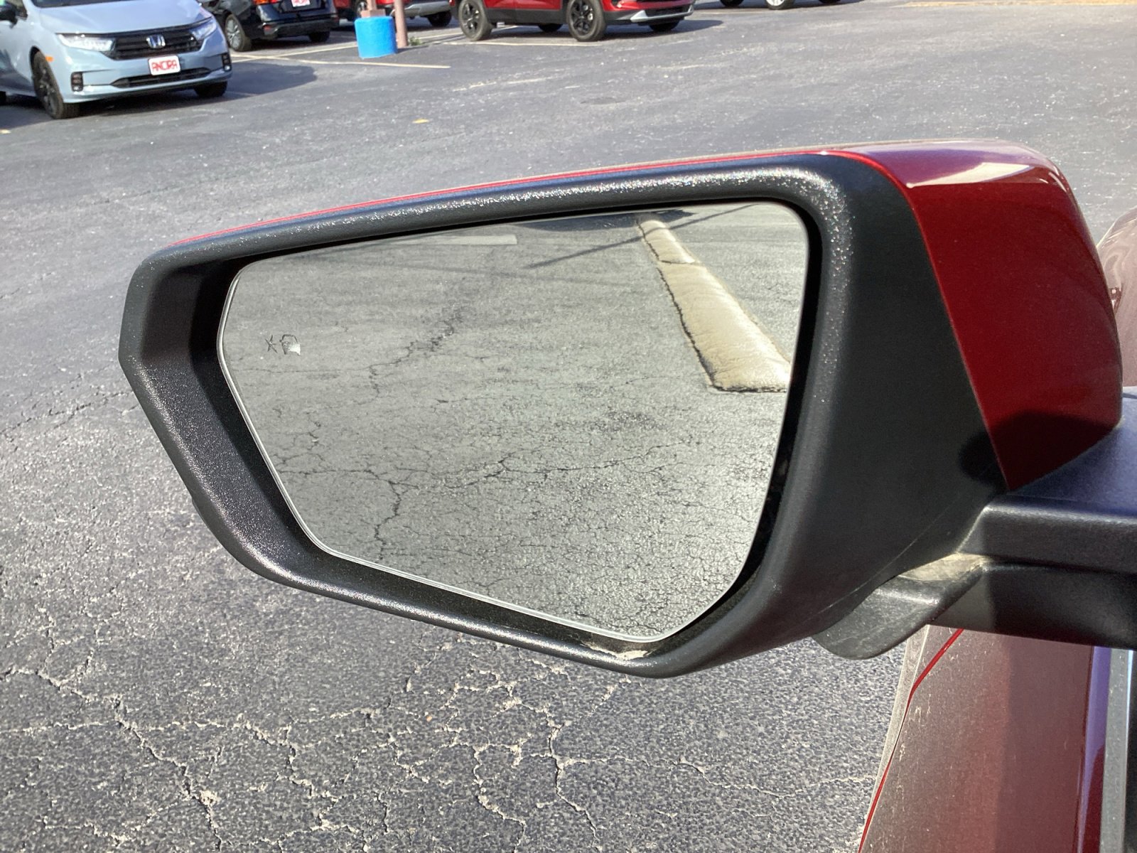 Used 2024 Chevrolet Equinox LT image 32