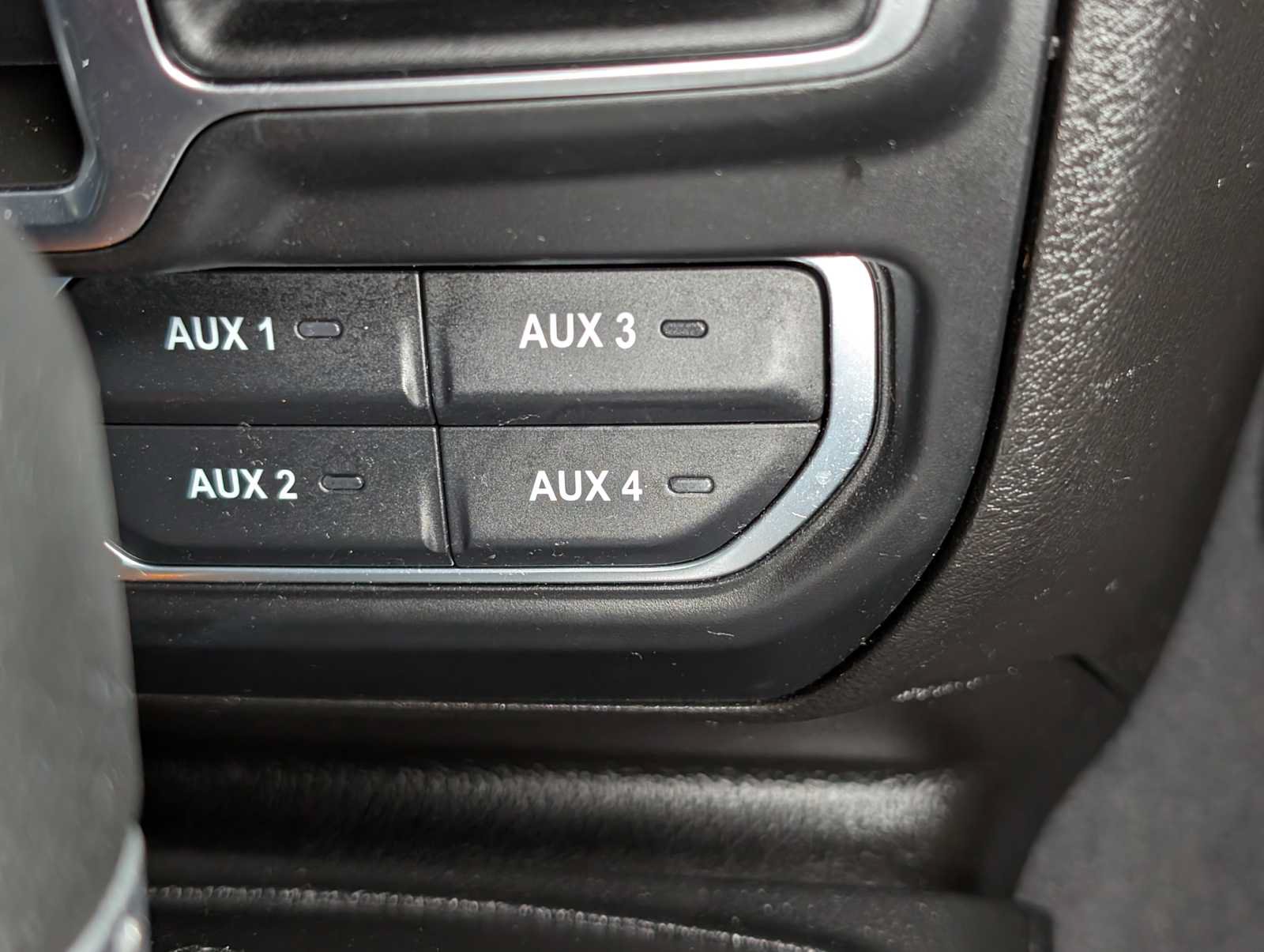 Used 2024 Jeep Wrangler Unlimited Rubicon 4xe AWD/4WD image 33