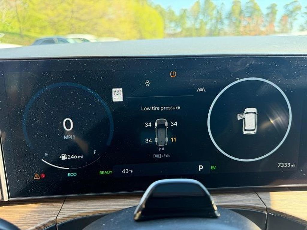 Used 2026 Hyundai Santa Fe Limited image 6