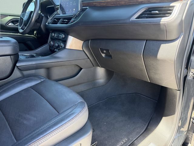 Used 2023 Chevrolet Tahoe High Country w/ Advanced Technology Package AWD/4WD image 16