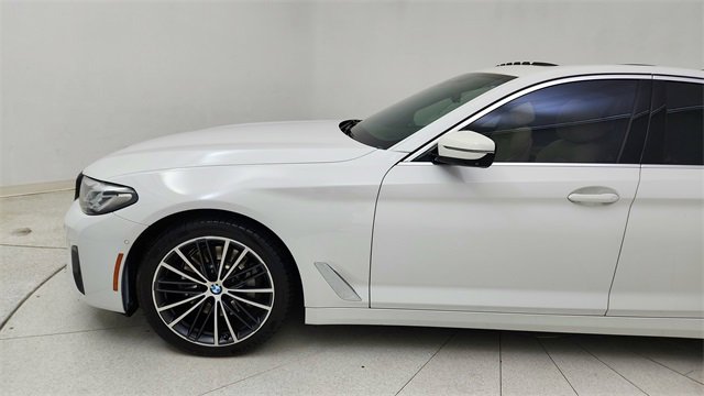 Used 2021 BMW 530i w/ Premium Package image 9