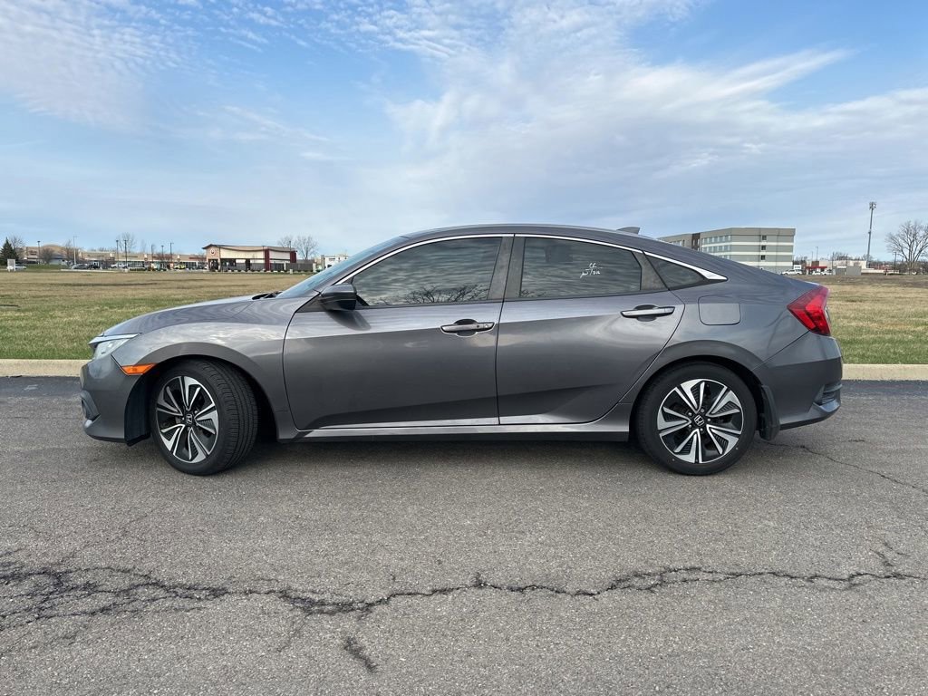 Used 2017 Honda Civic EX-T image 7