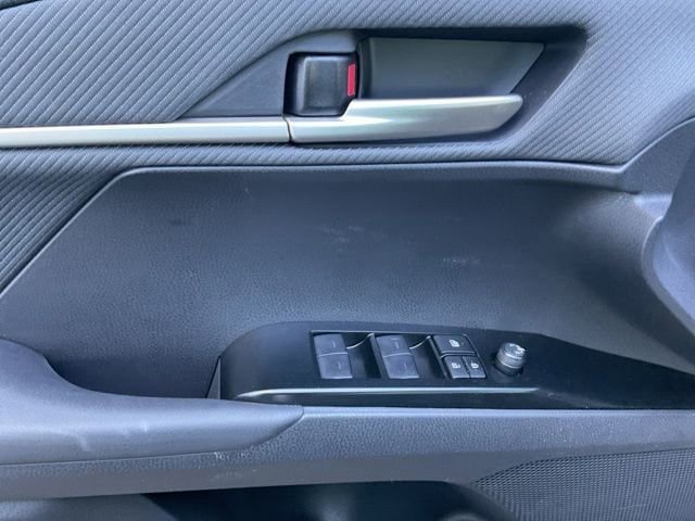 Used 2026 Toyota Camry SE w/ Multimedia Upgrade Package FWD image 26