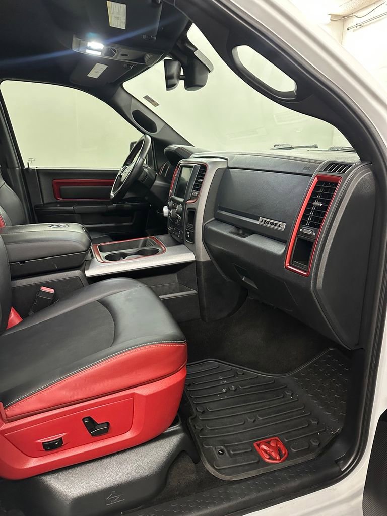 Used 2016 RAM 1500 Rebel w/ Luxury Group image 39