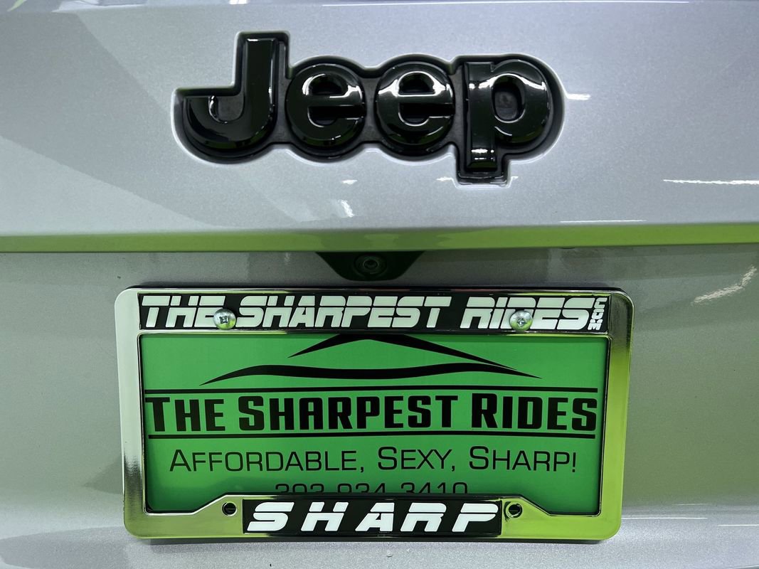 Used 2020 Jeep Grand Cherokee Altitude AWD/4WD image 13