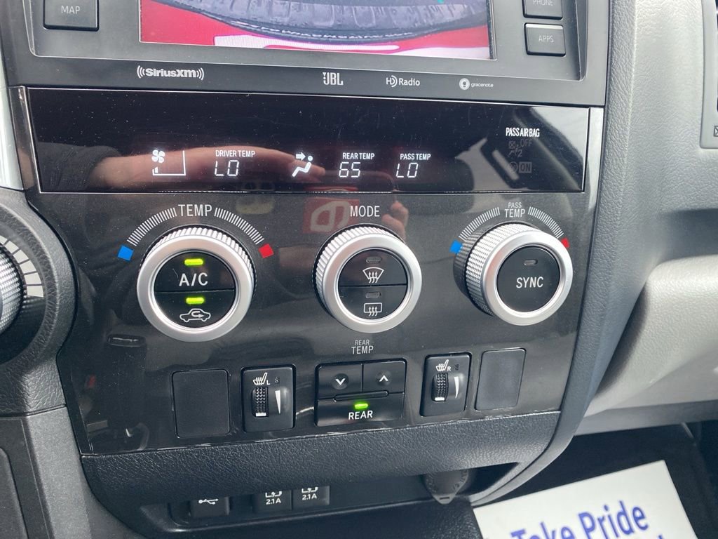 Used 2020 Toyota Sequoia Limited w/ Safety & Convenience Package image 28