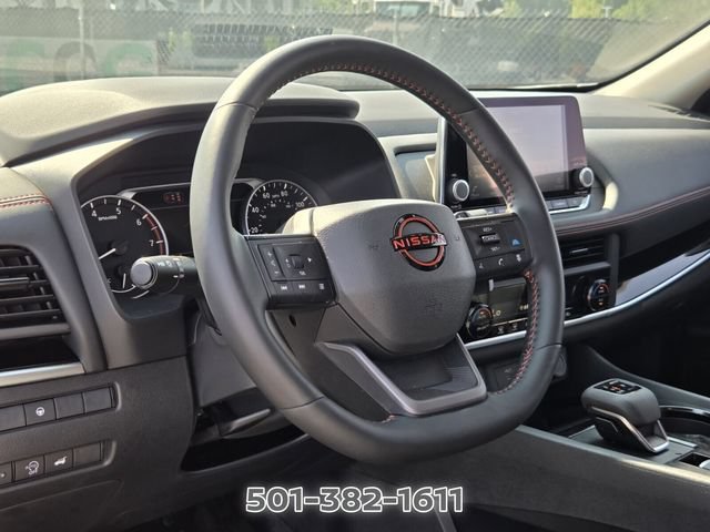 Used 2026 Nissan Rogue SV AWD/4WD image 11