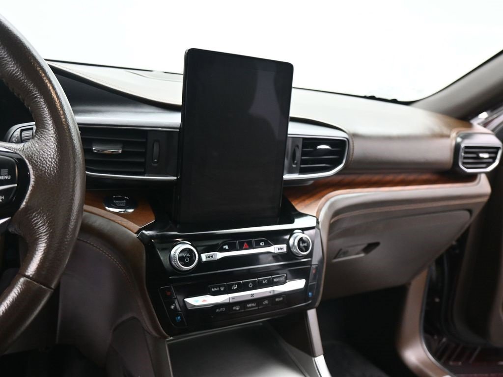 Used 2022 Ford Explorer King Ranch w/ Class IV Trailer Tow Package image 21