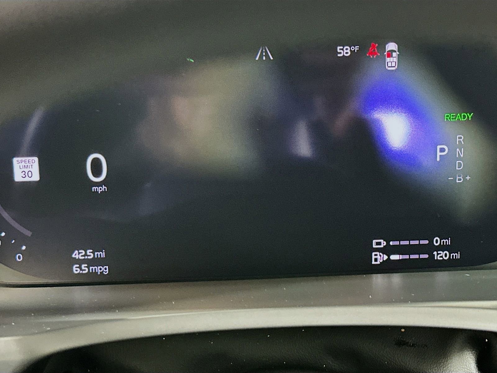 Used 2023 Volvo XC90 T8 Ultimate AWD/4WD image 12