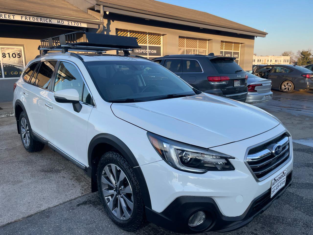 Used 2018 Subaru Outback 3.6R Touring image 17