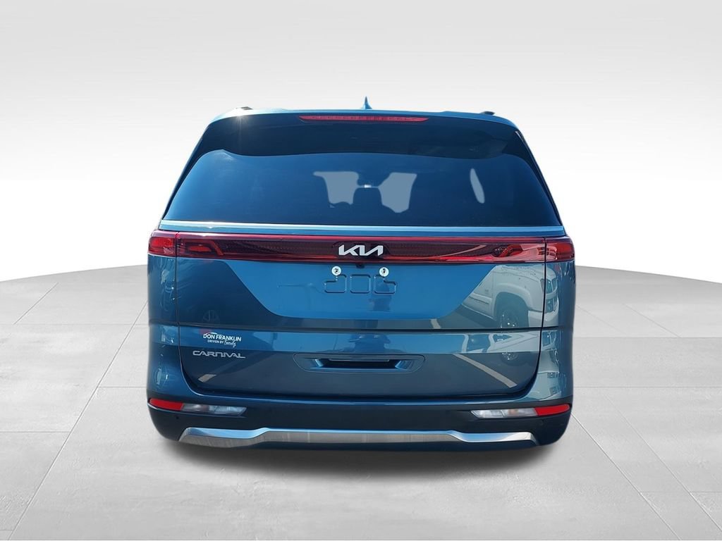 Certified 2024 Kia Carnival SX FWD image 7