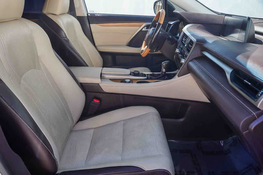 Used 2018 Lexus RX 350L FWD w/ Premium Package image 19