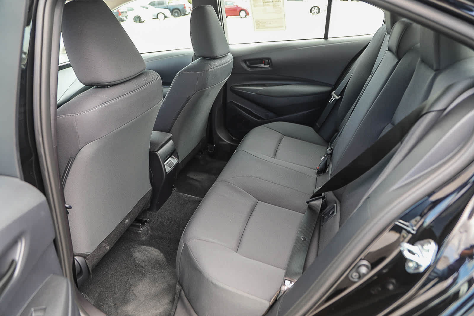 Used 2026 Toyota Corolla LE w/ LE Premium Package FWD image 18