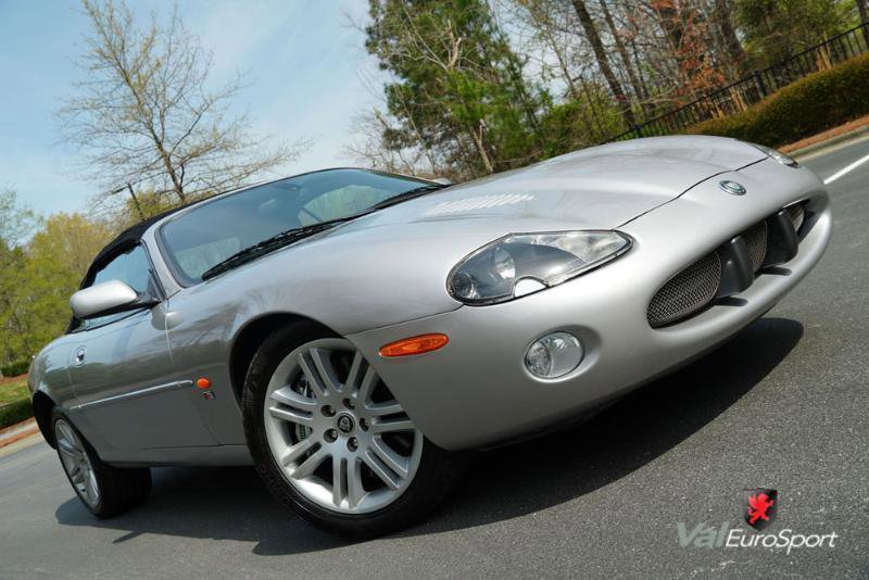 Used 2003 Jaguar XK8 XKR Convertible image 9