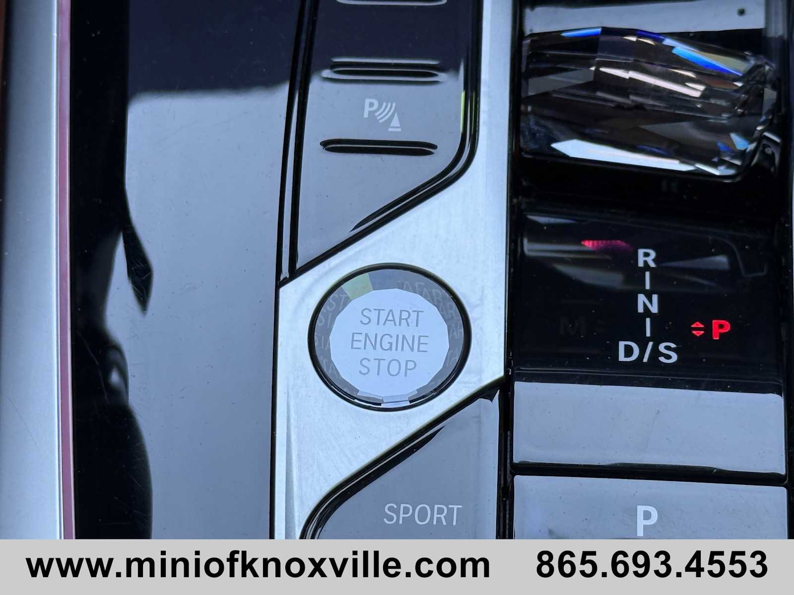 Used 2023 BMW X7 xDrive40i w/ Executive Package image 22