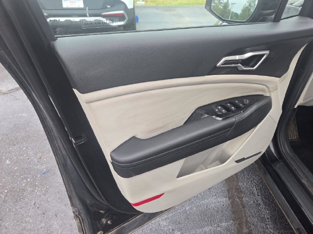 Used 2024 Kia Sportage EX FWD image 22