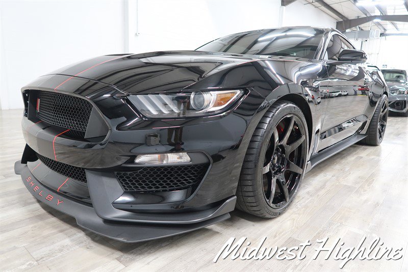 Used 2017 Ford Mustang Shelby GT350R w/ Equipment Group 920A image 14