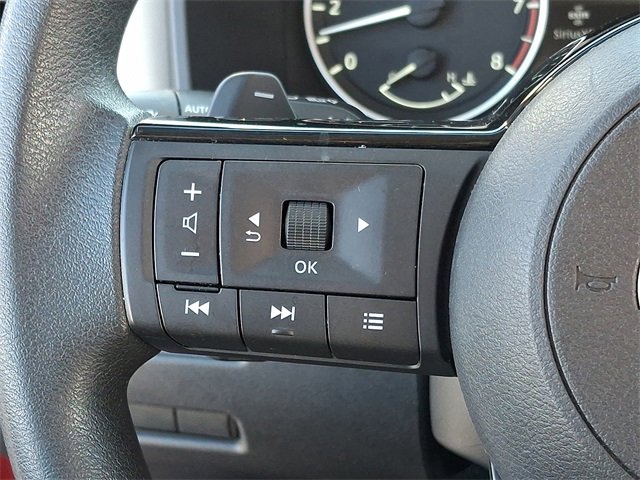 Used 2023 Nissan Rogue SV image 22