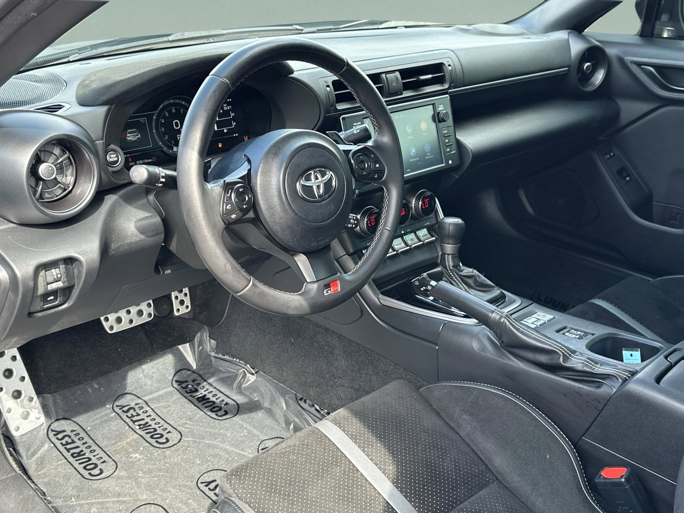 Used 2022 Toyota GR86 Premium image 10