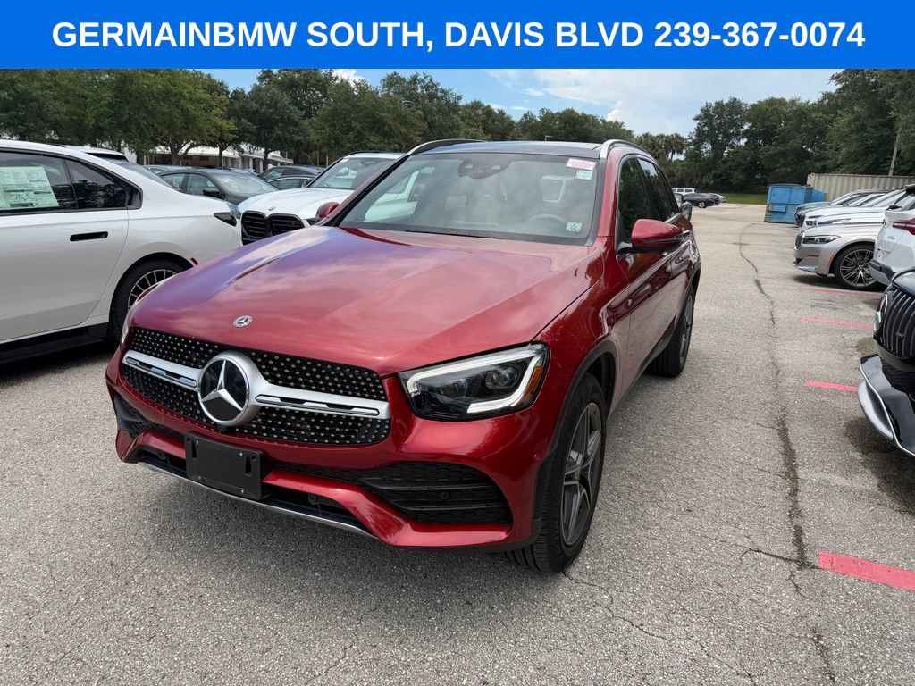 Used 2020 Mercedes-Benz GLC 300 4MATIC image 2