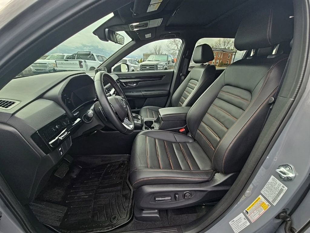 Used 2025 Honda CR-V Sport Touring image 15