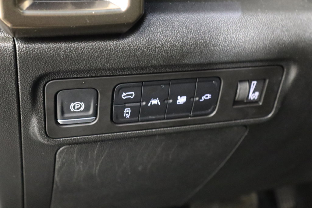 Used 2024 GMC Hummer EV 3X AWD/4WD image 22