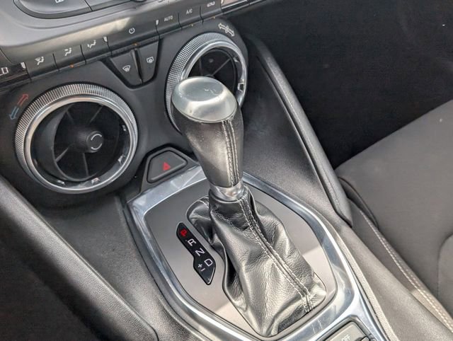 Used 2024 Chevrolet Camaro LT w/ Technology Package image 20