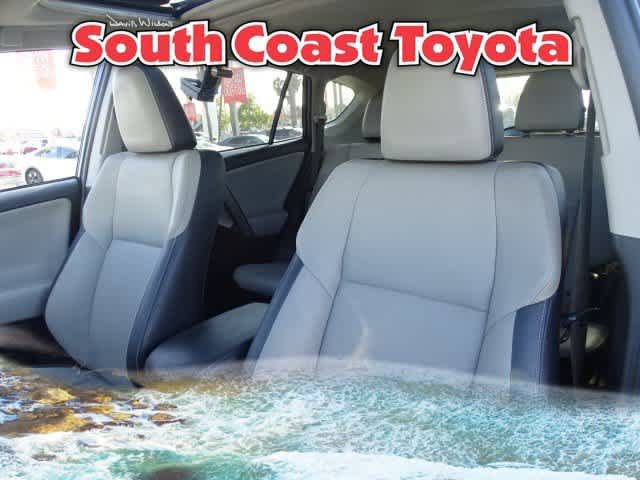 Used 2018 Toyota RAV4 Limited w/ Advanced Technology Package AWD/4WD image 19