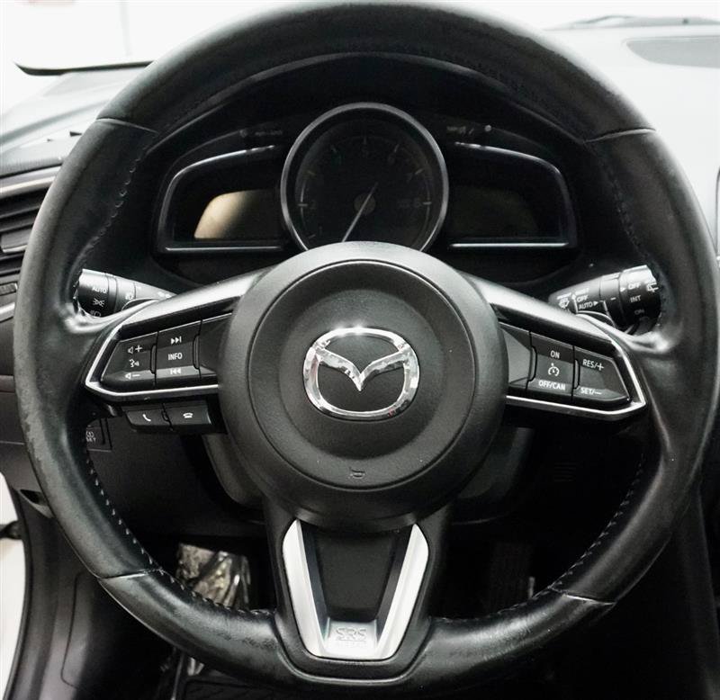 Used 2017 MAZDA MAZDA3 Grand Touring w/ Premium Equipment Package FWD image 12