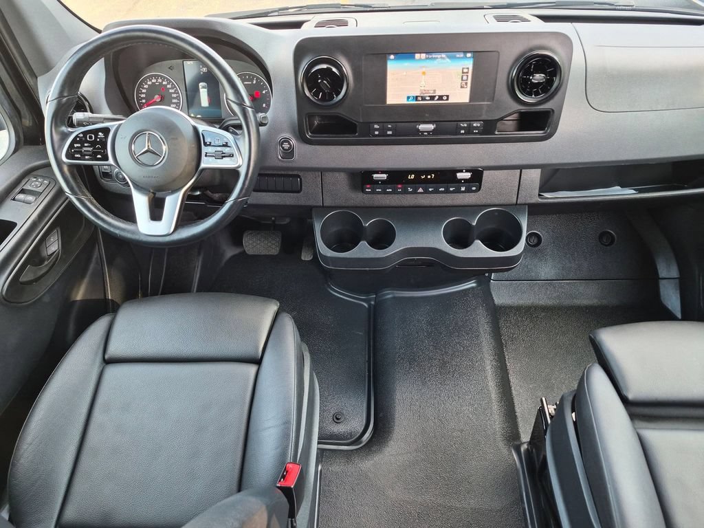 Used 2021 Mercedes-Benz Sprinter 2500 image 21