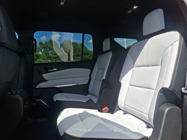 New 2026 Chevrolet Traverse High Country FWD image 5