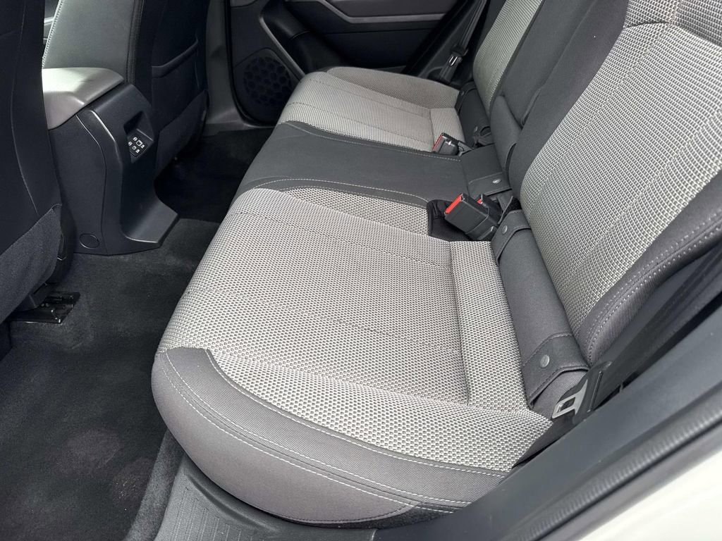 Used 2024 Subaru Crosstrek 2.0i Premium image 14