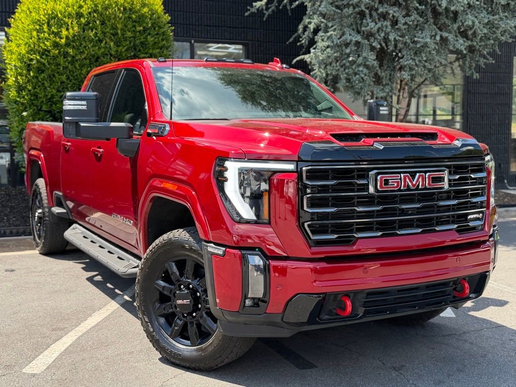 Used 2024 GMC Sierra 2500 AT4 w/ Technology Package AWD/4WD image 7