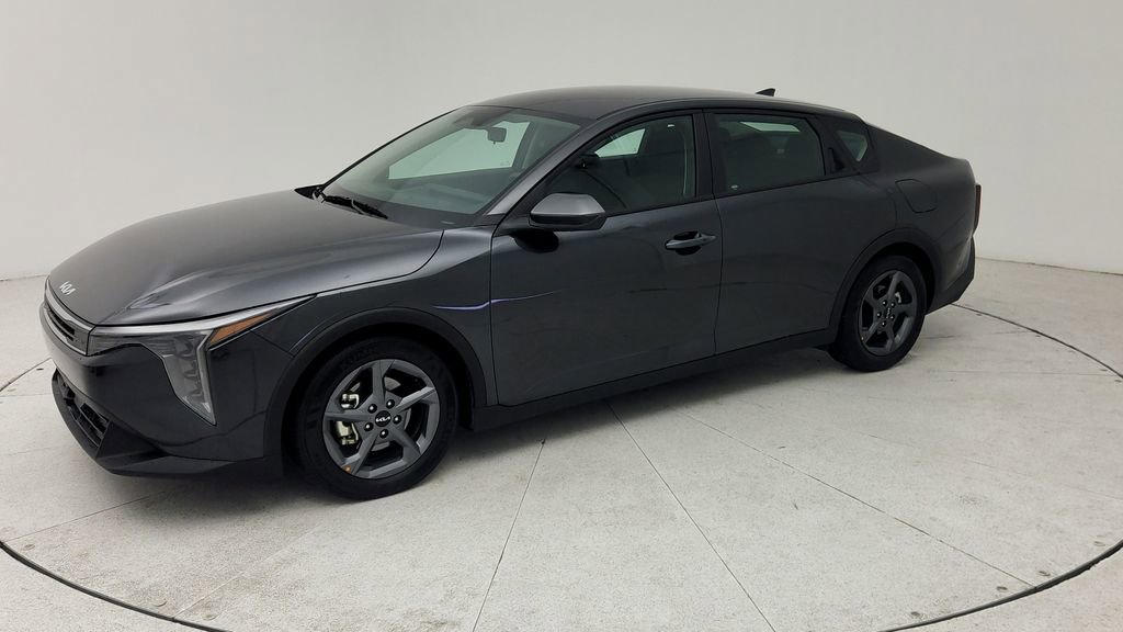 Used 2025 Kia K4 FWD image 5