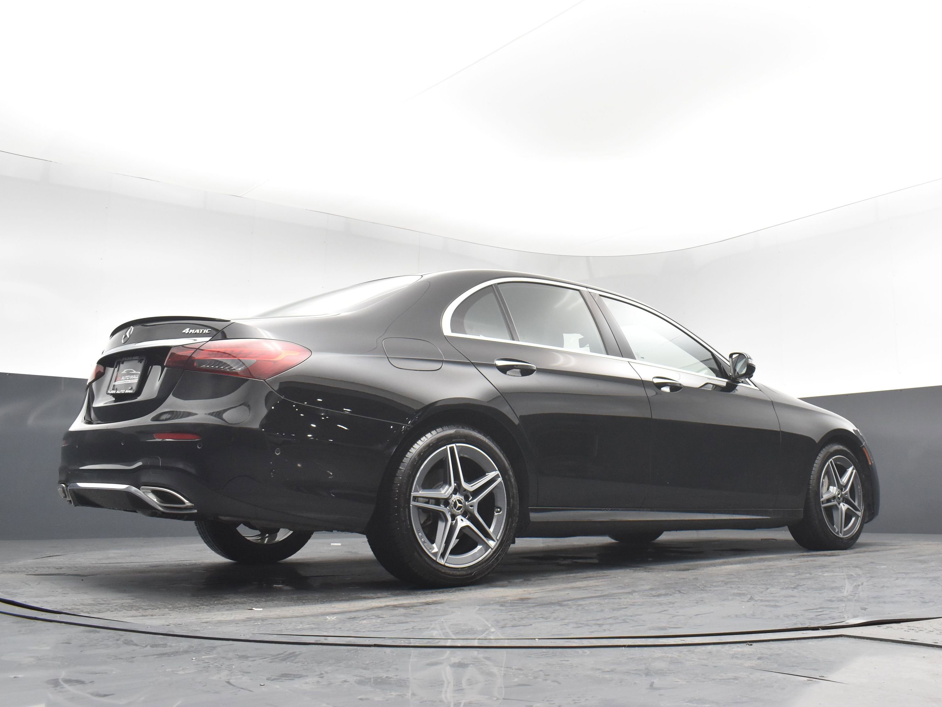 Used 2022 Mercedes-Benz E 350 4MATIC Sedan image 22