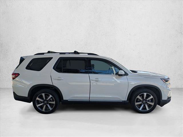 Certified 2023 Honda Pilot Touring image 4