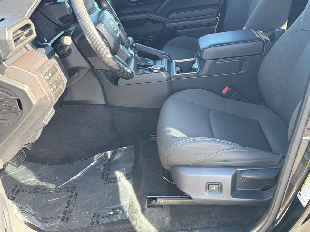 Certified 2025 Toyota Tacoma SR5 image 24