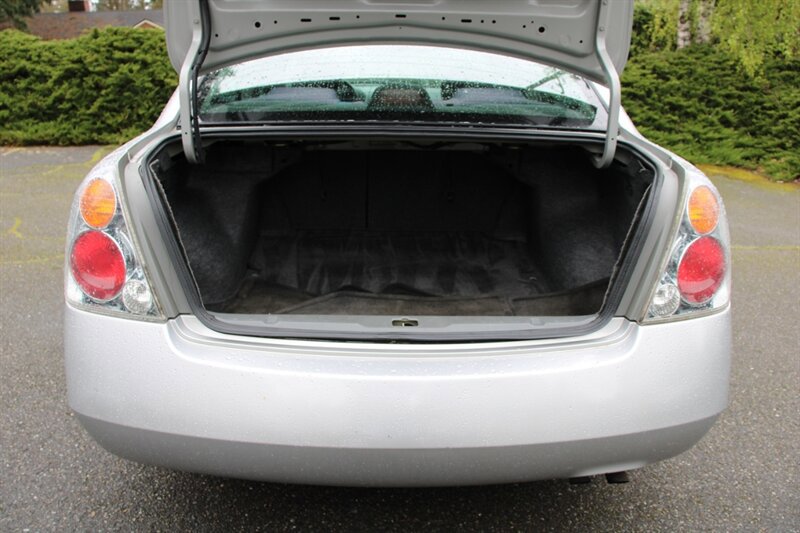 Used 2004 Nissan Altima 2.5 S w/ Convenience Pkg FWD image 15