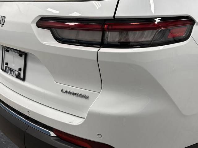 Used 2023 Jeep Grand Cherokee L Laredo image 30