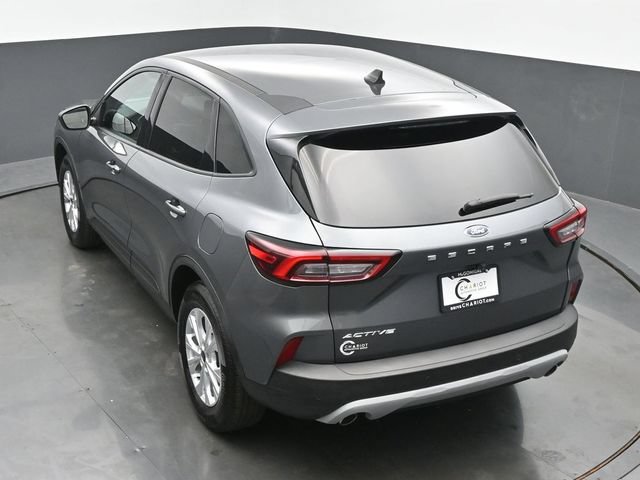 Used 2025 Ford Escape Active AWD/4WD image 47