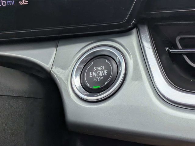 Used 2025 Chevrolet Trax LT FWD image 26